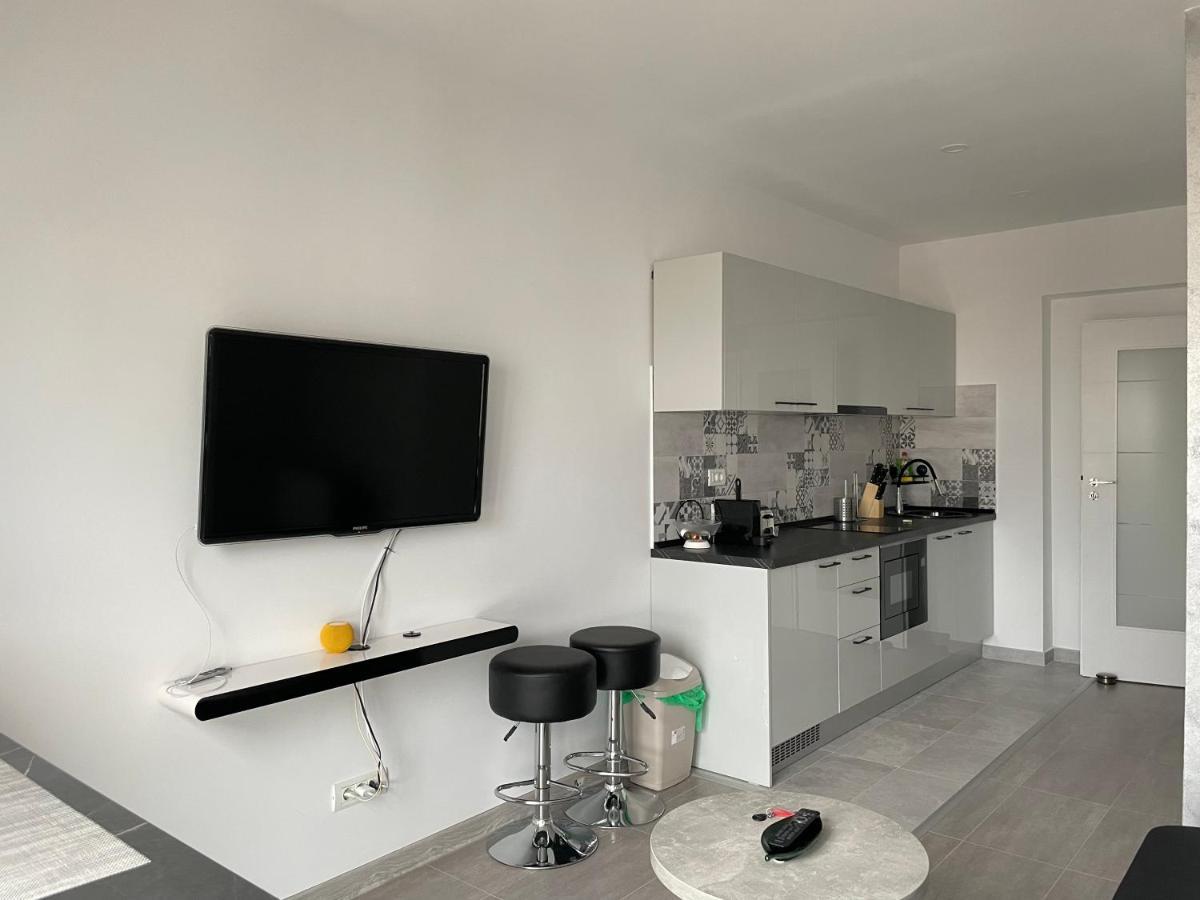 Beautiful Penthouse Lakeview W18 Bucareste Exterior foto