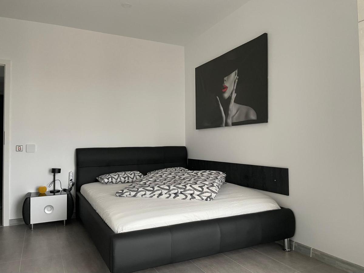 Beautiful Penthouse Lakeview W18 Bucareste Exterior foto
