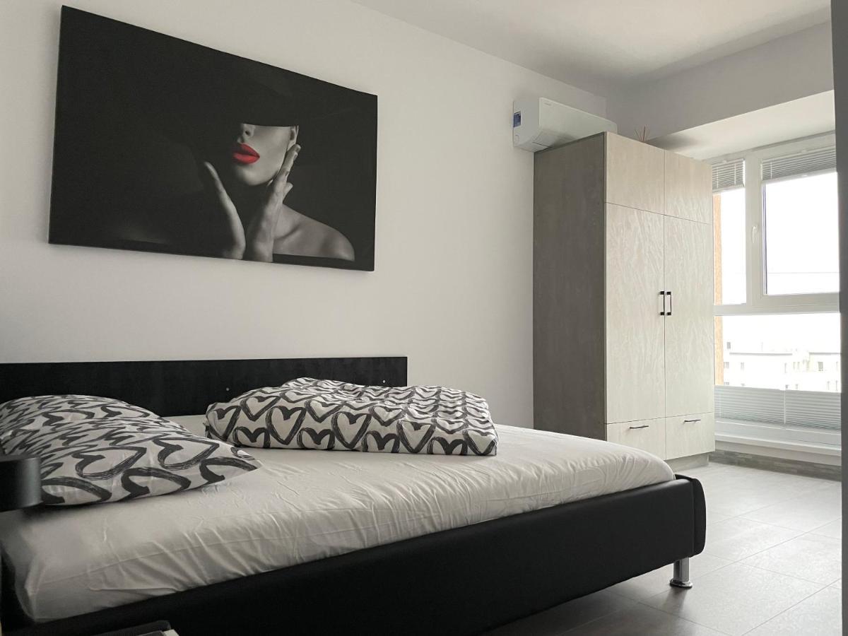 Beautiful Penthouse Lakeview W18 Bucareste Exterior foto